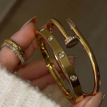 HAND CUFFS