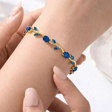 Tulip Cut Stones Floral Bracelet