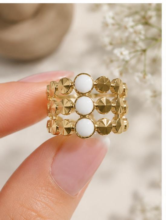 Golden Pearl Luxe Ring