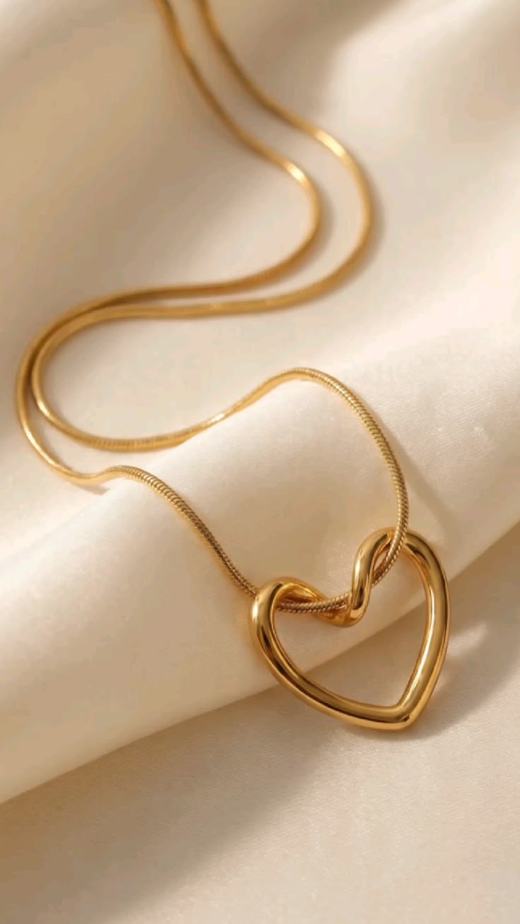 Minimalist Open Heart Gold Pendant Necklace