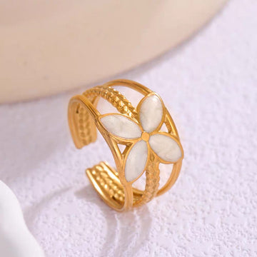 Pearl Bloom Ring ✨