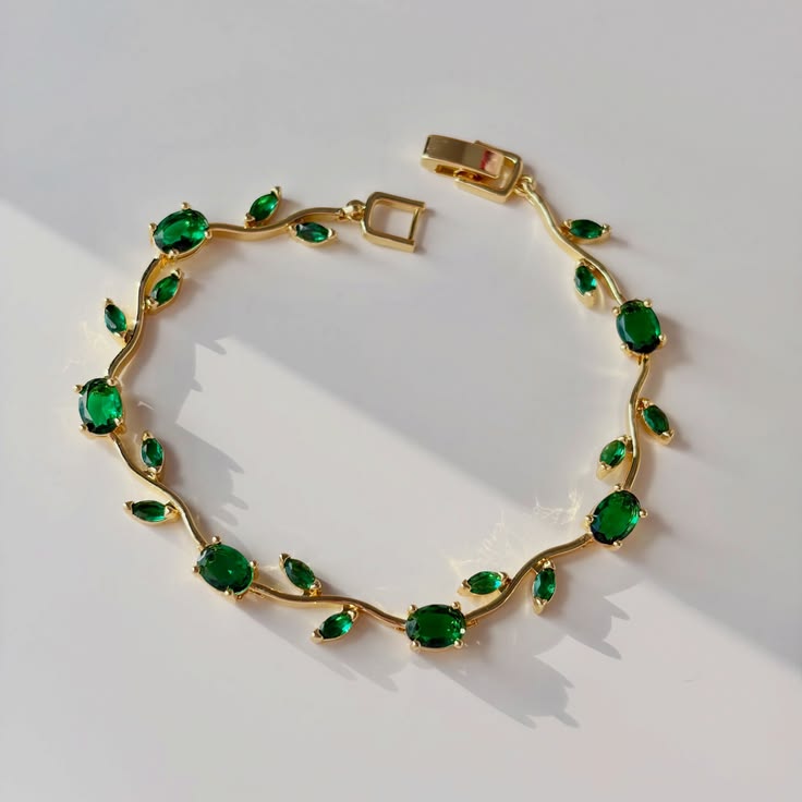 Emerald Tulip Bracelet